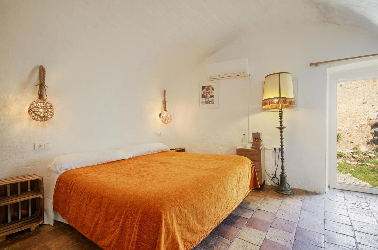 B&B Mas Torrencito Pet Friendly Parets de Ampurdá Exterior foto