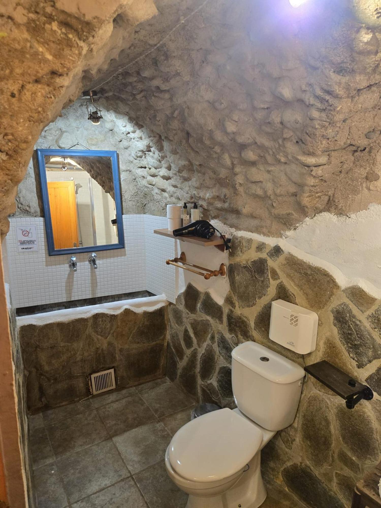B&B Mas Torrencito Pet Friendly Parets de Ampurdá Exterior foto